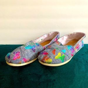 TOMS flats VGUC Dk Blue With Metallic Butterflies